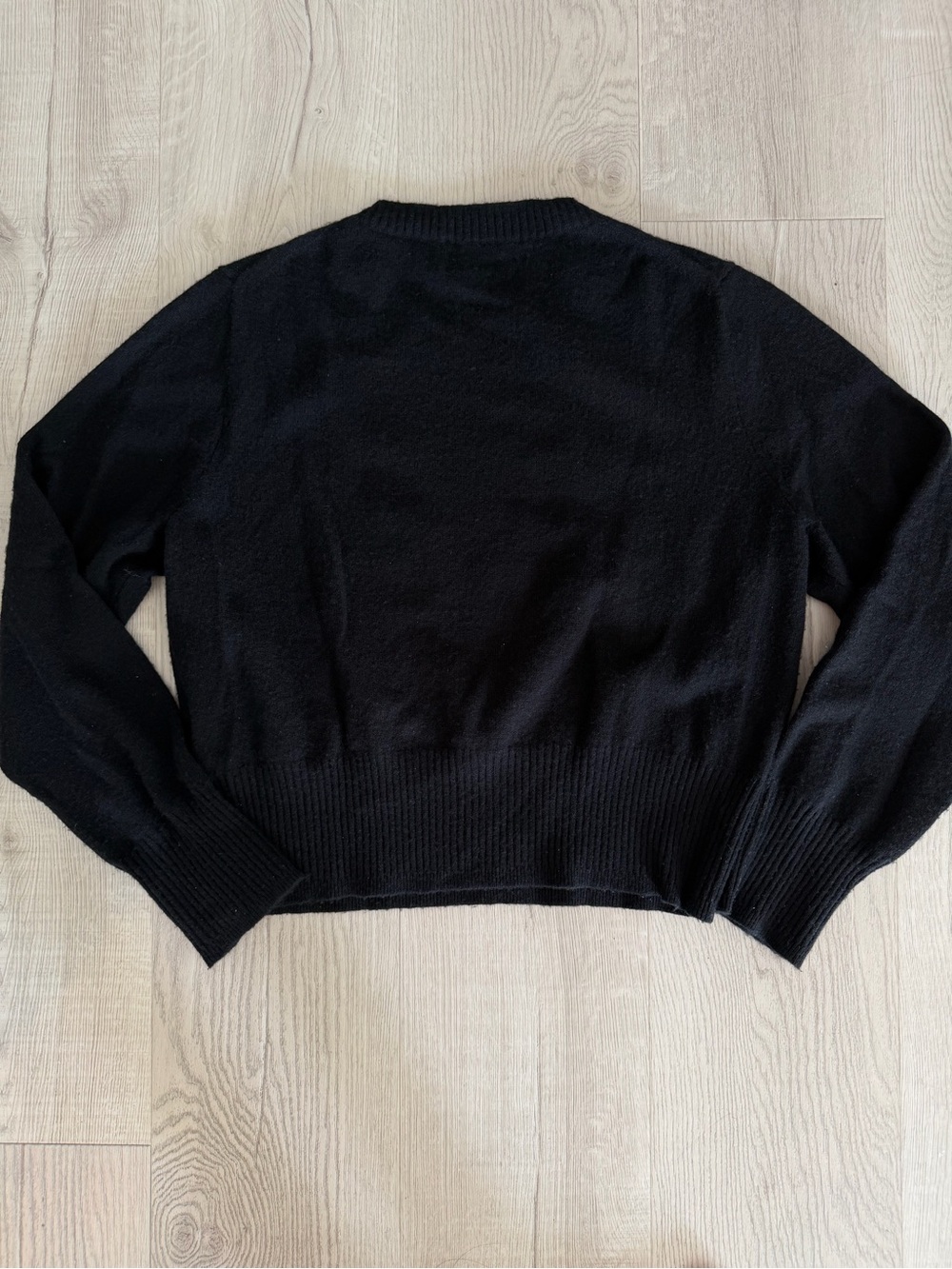 J Crew Cropped Fit Black Cashmere Crewneck Sweater Size Large - Picture 7 of 8